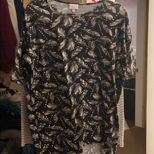 Lularoe top